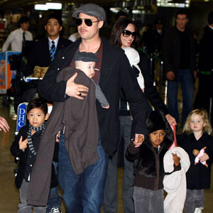 Brad Pitt, Angelina Jolie, Knox, Pax, Shilo, Zahara Brad Pitt, Angelina Jolie, Knox, Pax, Shilo, Zahara
